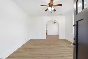 204 Rogers Ave, Greenville, SC 29617 - Photo 6