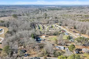 226 Maple St, Cowpens, SC 29330 - Photo 1