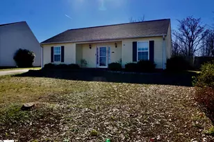 113 Flint Ln, Greer, SC 29651 - Photo 2