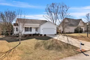 26 Raynes Ct, Taylors, SC 29687 - Photo 2
