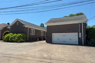 308 W Poinsett St, Greer, SC 29650 - Photo 4