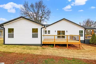 101 Ledbetter St, Greenville, SC 29611 - Photo 2