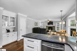 107 River Way Dr, Greer, SC 29651 - Photo 6