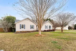100 Tearose Ln, Simpsonville, SC 29681 - Photo 2