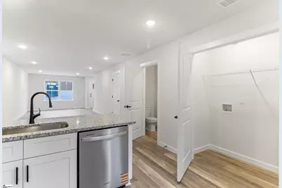 251-253 Vanderbilt Road, Spartanburg, SC 29301 - Photo 6
