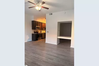 100 E Washington Street #Unit 23, Greenville, SC 29601 - Photo 2