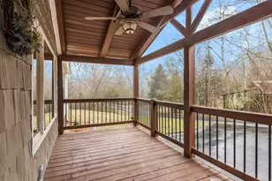 24 Layton Dr, Greenville, SC 29617 - Photo 6