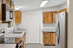 24 Layton Dr, Greenville, SC 29617 - Photo 12