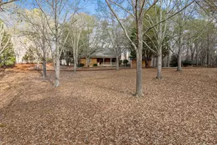 348 Peninsula Dr, Anderson, SC 29626 - Photo 2