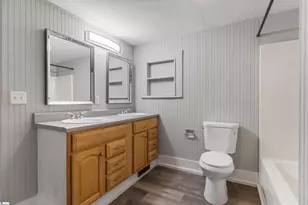 201 E Beattie St, Liberty, SC 29657 - Photo 16