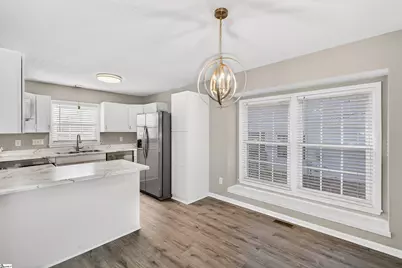 104 Brown Lane, Simpsonville, SC 29681 - Photo 6