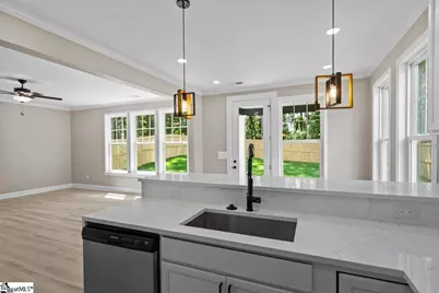 452 Tryon Street, Spartanburg, SC 29301 - Photo 12