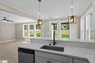 452 Tryon St, Spartanburg, SC 29301 - Photo 12