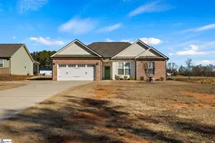 213 Boggs Rd, Belton, SC 29627 - Photo 2