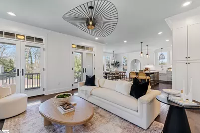 425 E Faris Road, Greenville, SC 29605 - Photo 6