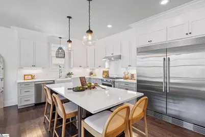 425 E Faris Road, Greenville, SC 29605 - Photo 8