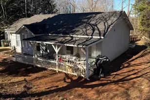 303 Maplewood Cir, Greer, SC 29651 - Photo 2