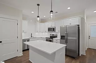 106 Hilton St, Greenville, SC 29607 - Photo 10