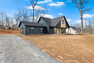 420 Fowler Rd, Campobello, SC 29322 - Photo 4
