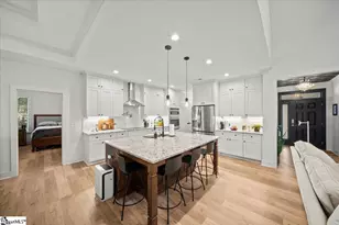 80 Southwood Dr, Greenville, SC 29605 - Photo 10