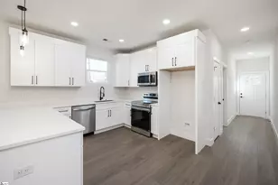 10 Pine Dr, Taylors, SC 29687 - Photo 8