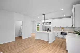 301 Front St, Easley, SC 29642 - Photo 20