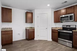 536 Grassy Pond Rd, Gaffney, SC 29341 - Photo 6