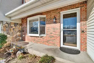 97 Jamestowne Way, Taylors, SC 29687 - Photo 2