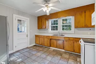 102 Aladdin St, Greenville, SC 29609 - Photo 12