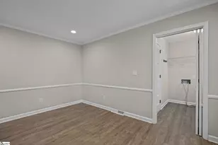 208 Bridgewood Ave, Taylors, SC 29687 - Photo 4