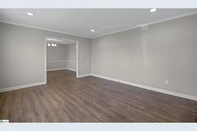 208 Bridgewood Avenue, Taylors, SC 29687 - Photo 6