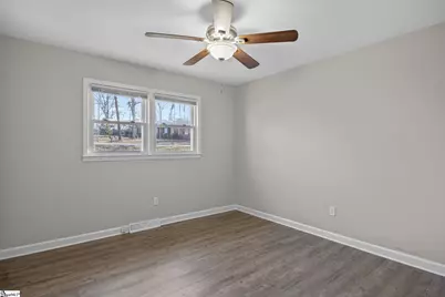 208 Bridgewood Avenue, Taylors, SC 29687 - Photo 12