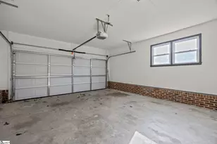 208 Bridgewood Ave, Taylors, SC 29687 - Photo 16