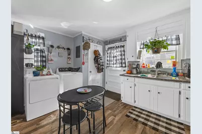 204 Martha Dendy Drive, Clinton, SC 29325 - Photo 6