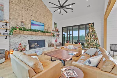 1425 S Harper Street, Laurens, SC 29360 - Photo 8