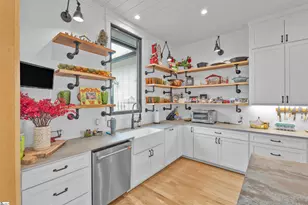 1425 S Harper St, Laurens, SC 29360 - Photo 8