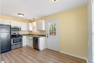 10 Susan Dr, Piedmont, SC 29673 - Photo 8