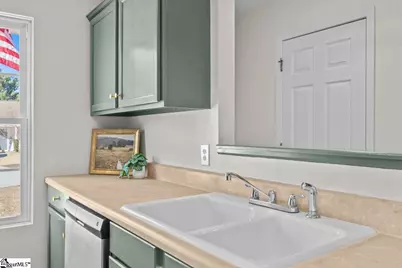 320 Oak Knoll Court, Seneca, SC 29678 - Photo 8