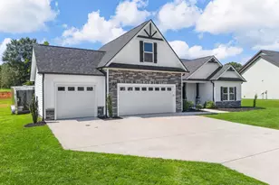 433 Josie Way, Boiling Springs, SC 29316 - Photo 2