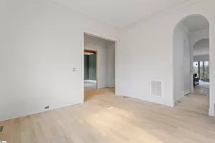 210 W Mountainview Ave, Greenville, SC 29609 - Photo 14