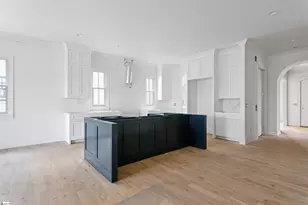 210 W Mountainview Ave, Greenville, SC 29609 - Photo 8