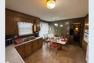 240 Jones Road, Taylors, SC 29687 - Photo 4