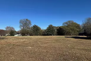 240 Jones Rd, Taylors, SC 29687 - Photo 16