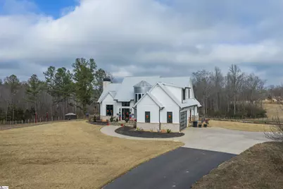 1425 S Harper Street, Laurens, SC 29360 - Photo 4