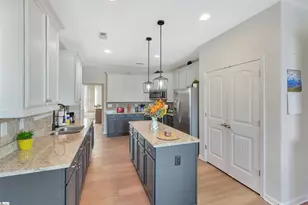 139 Crawford Lake Dr, Easley, SC 29642 - Photo 14