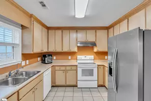 624 Ruddy Creek Cir, Greer, SC 29651 - Photo 8