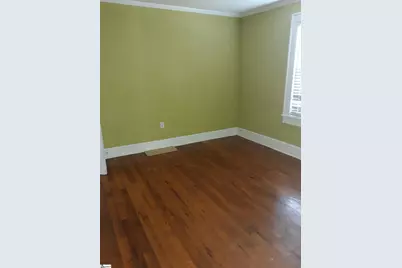 114 N Owens Street, Clinton, SC 29325 - Photo 6