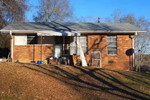 670 Sutton Rd, Pacolet, SC 29372 - Photo 1