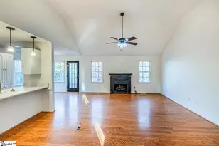 353 Worthington Cir, Spartanburg, SC 29303 - Photo 6