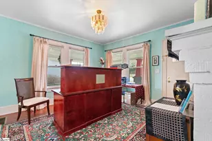 106 Memorial Dr, Greer, SC 29650 - Photo 6